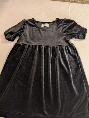 Old Navy Black Velvet Look Puff-Sleeve Kids Dress Sz 6/7